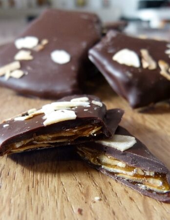 Nougatine enrobée de chocolat